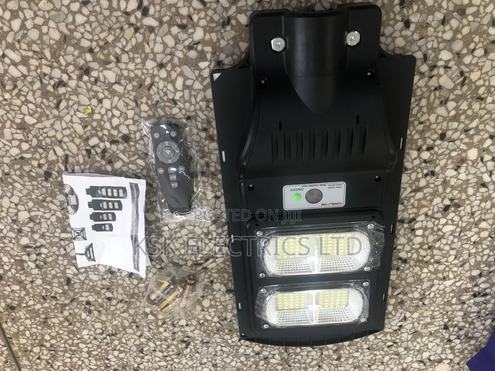 CS-90 Solar Light
