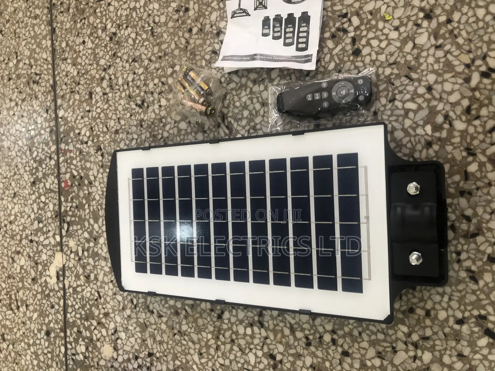 CS-90 Solar Light