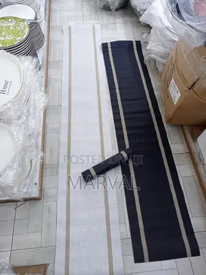 8 Seater Table Runner