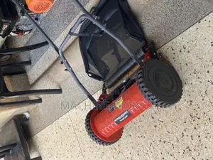Stahl Man Manual Mower /Pushable Grass Cutter
