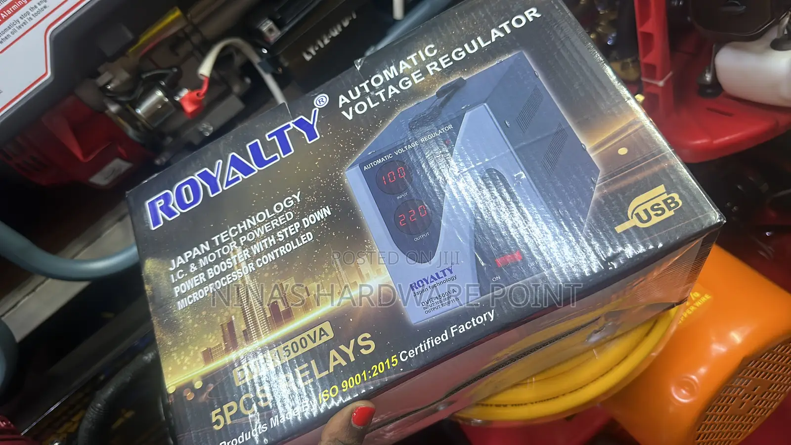 AVR/Automatic Voltage Regulator 1500va
