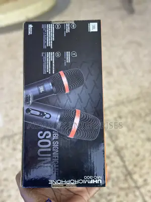 JBL UHF 300 Wireless Microphone Set