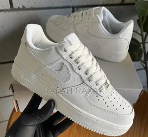Original Unisex Triple White Nike Air Force 1 Low Sneaker