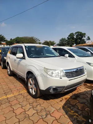 Subaru Forester 2010 White