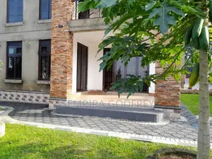 Expect in Paver Laying and Land Scanping