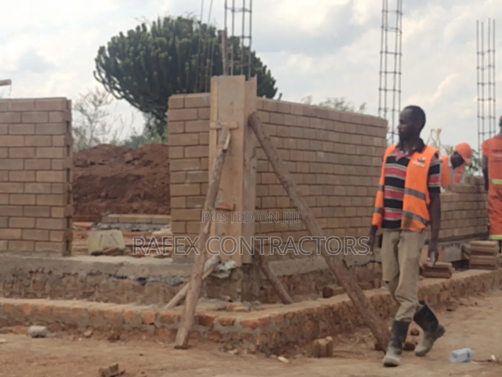Interlocking Soil Block Laying ( Issb )