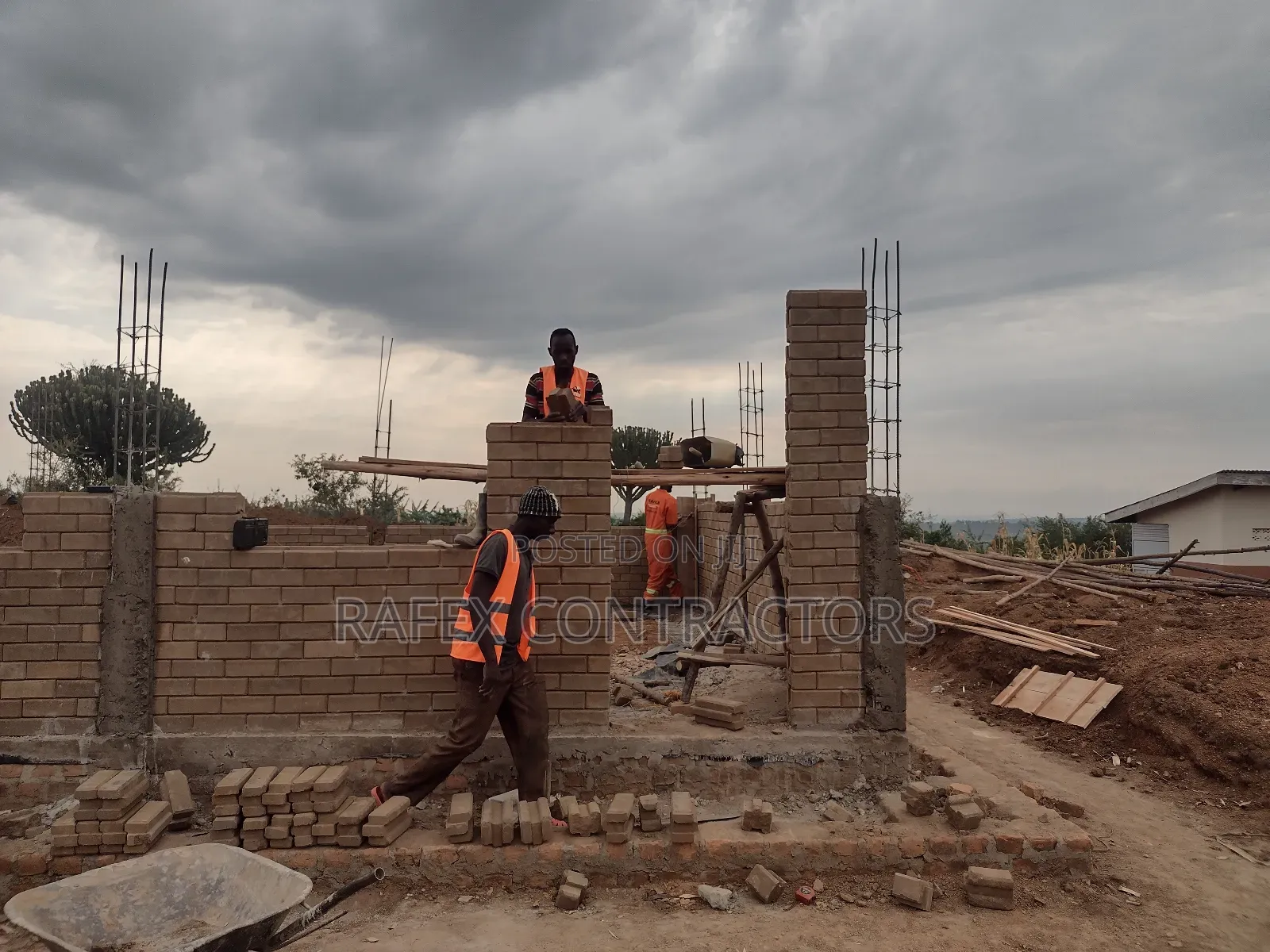 Interlocking Soil Block Laying ( Issb )