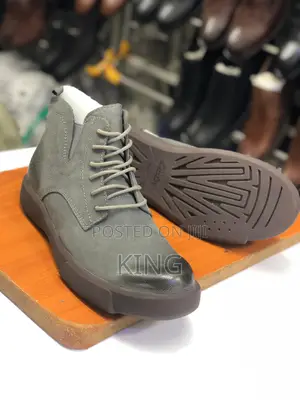 Clarks Premium Leather Boots