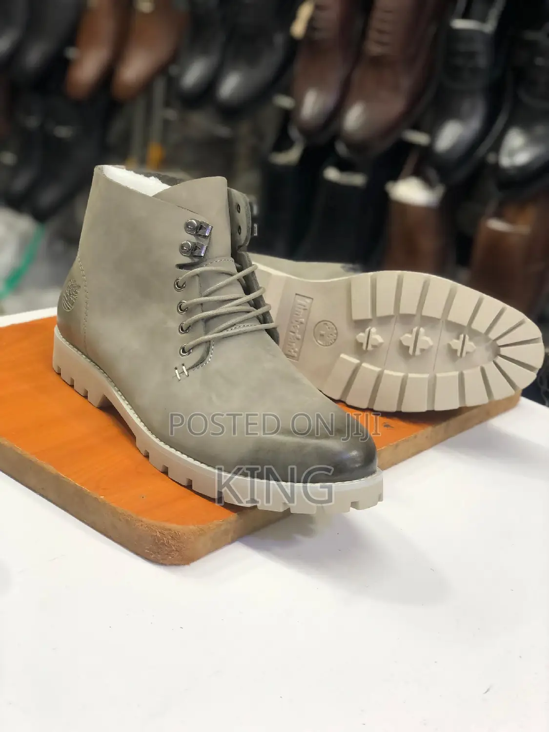 Timberland Mens Classic Boots.