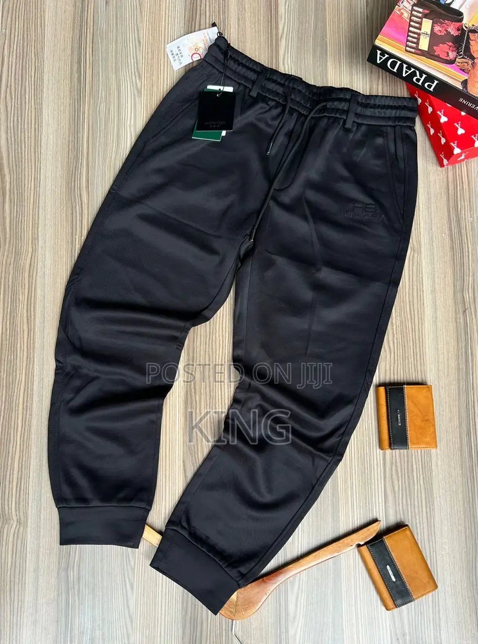 Black Den Sweater Pants
