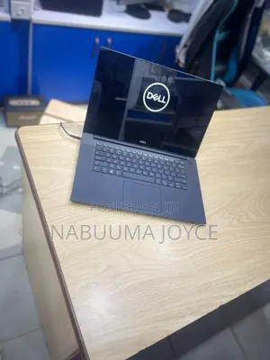New Laptop Dell Precision 5520 16GB Intel Core i7 SSD 512GB