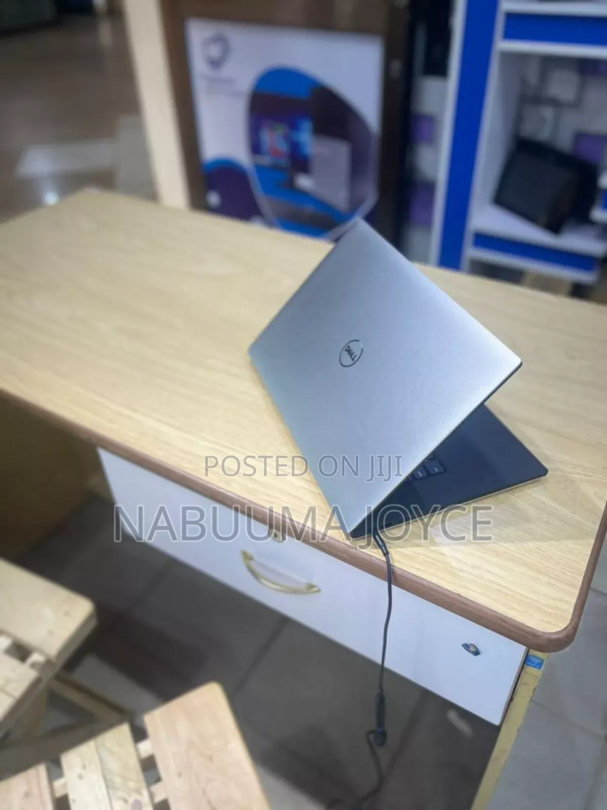 New Laptop Dell Precision 5520 16GB Intel Core i7 SSD 512GB