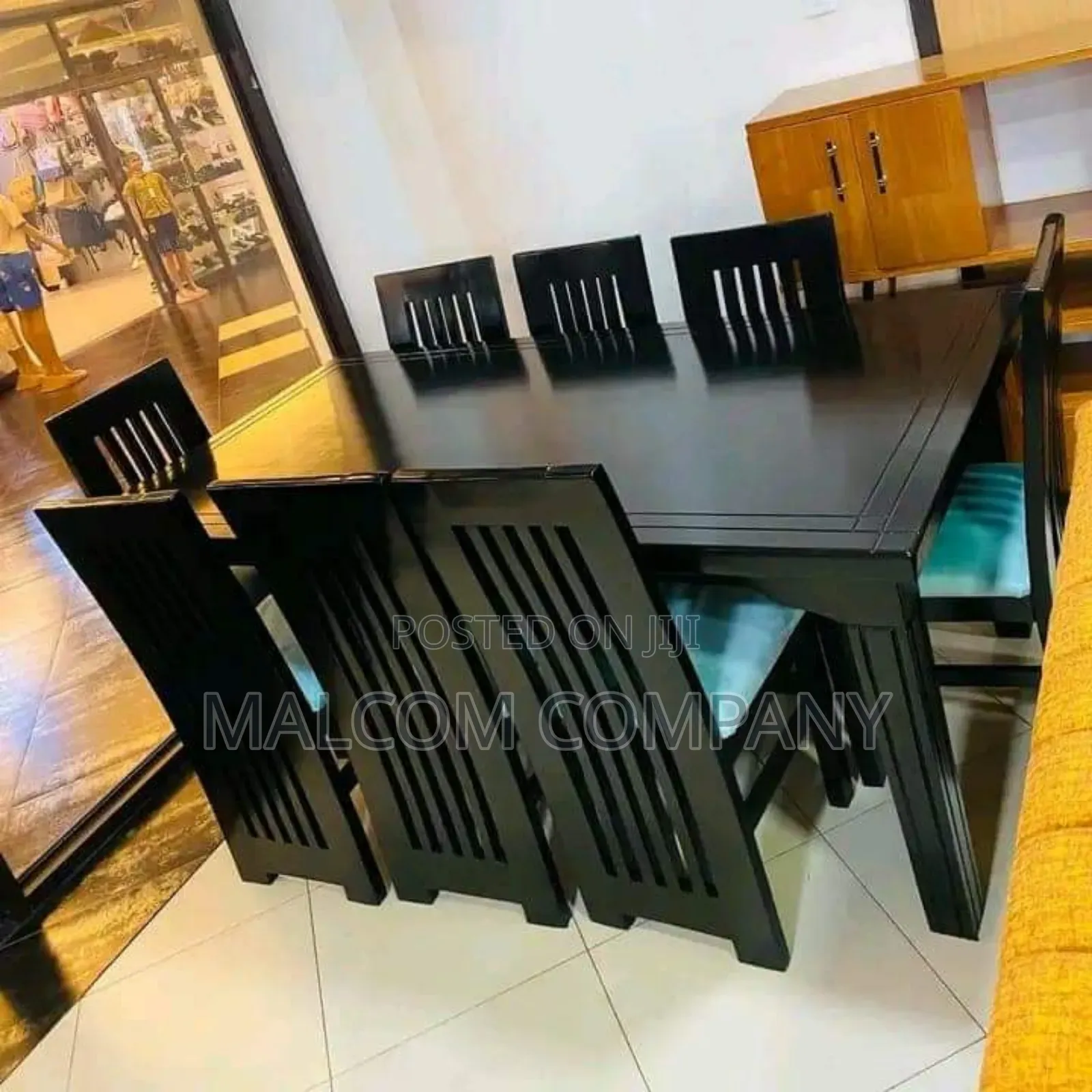 Six Seater Dining Table.