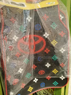 Car Carpets and Car Mats for 5 Seaters