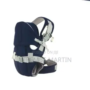 Portable Baby Breathable and Ergonomic Carrier.