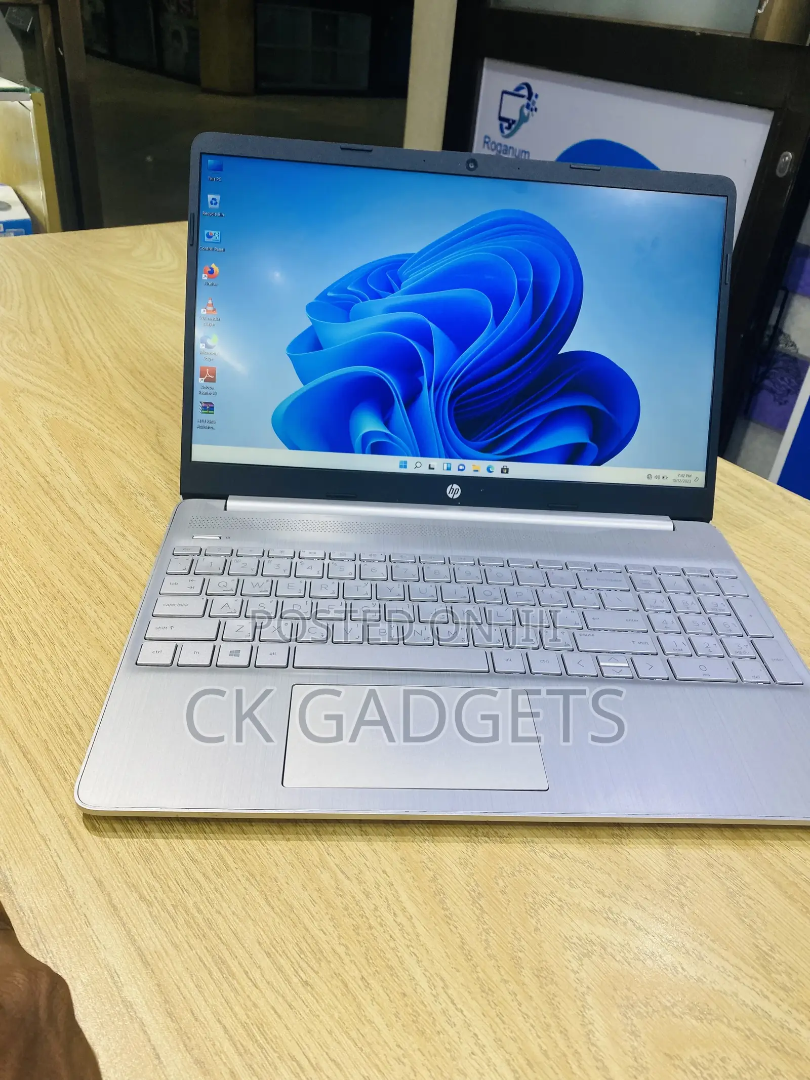 Laptop HP Pavilion 15-cs3063cl 8GB Intel Core i5 SSD 256GB