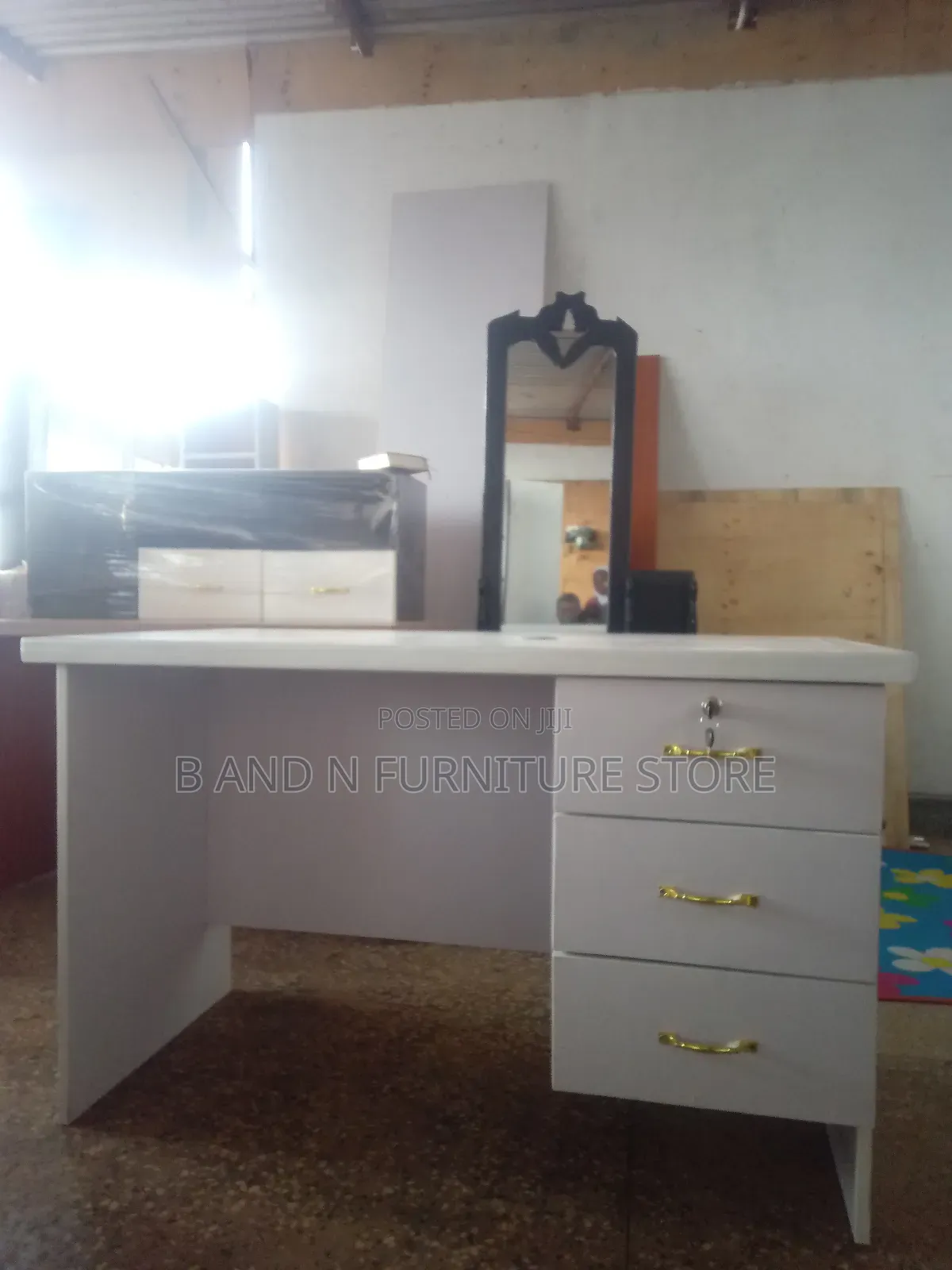 Excellent Office Table 90 by 60 by 70cms