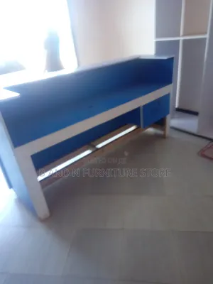 Excellent Counter 240 by 70 by 90cms