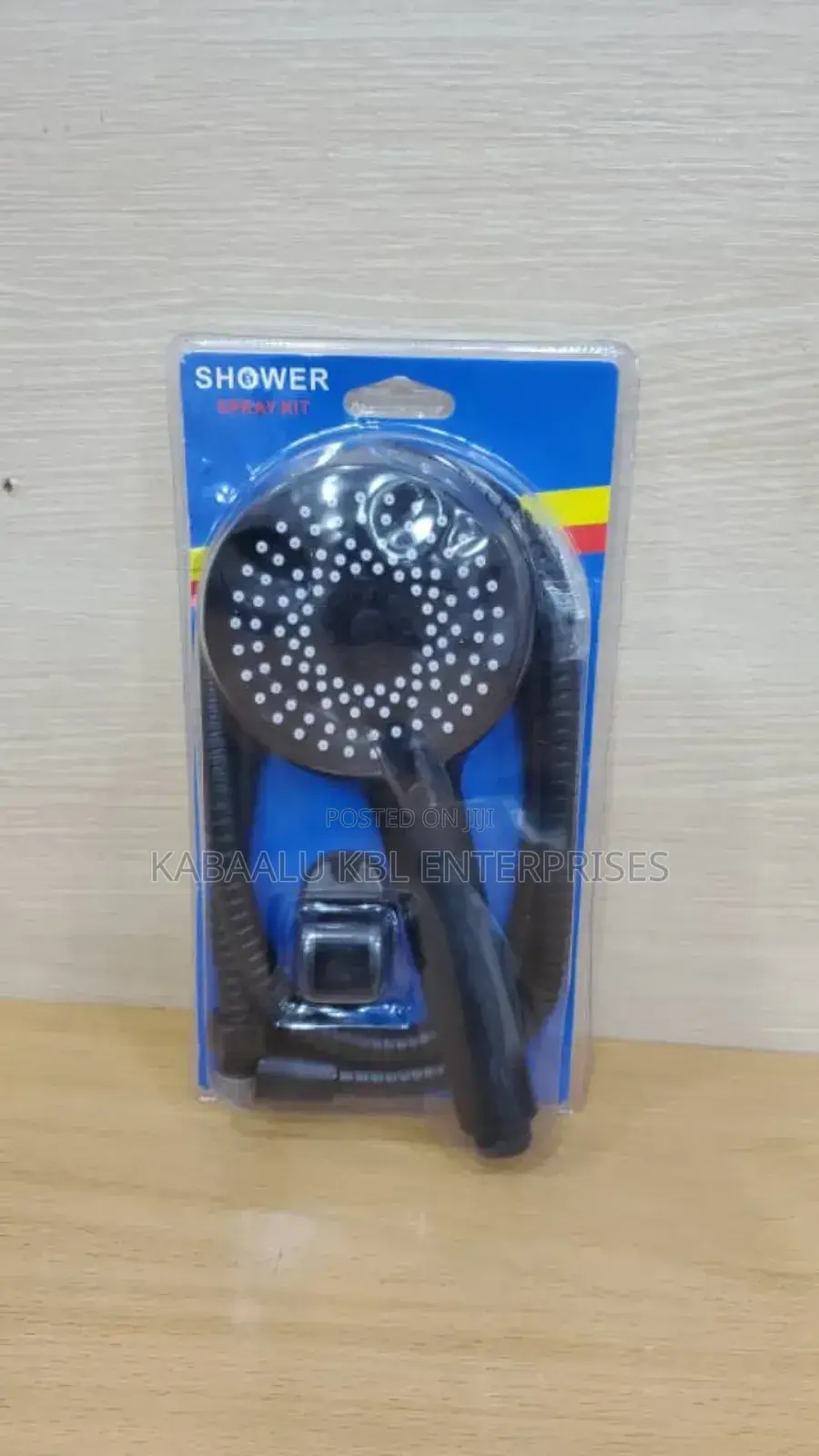Good Quality Black Telephone Showers and Black Chain