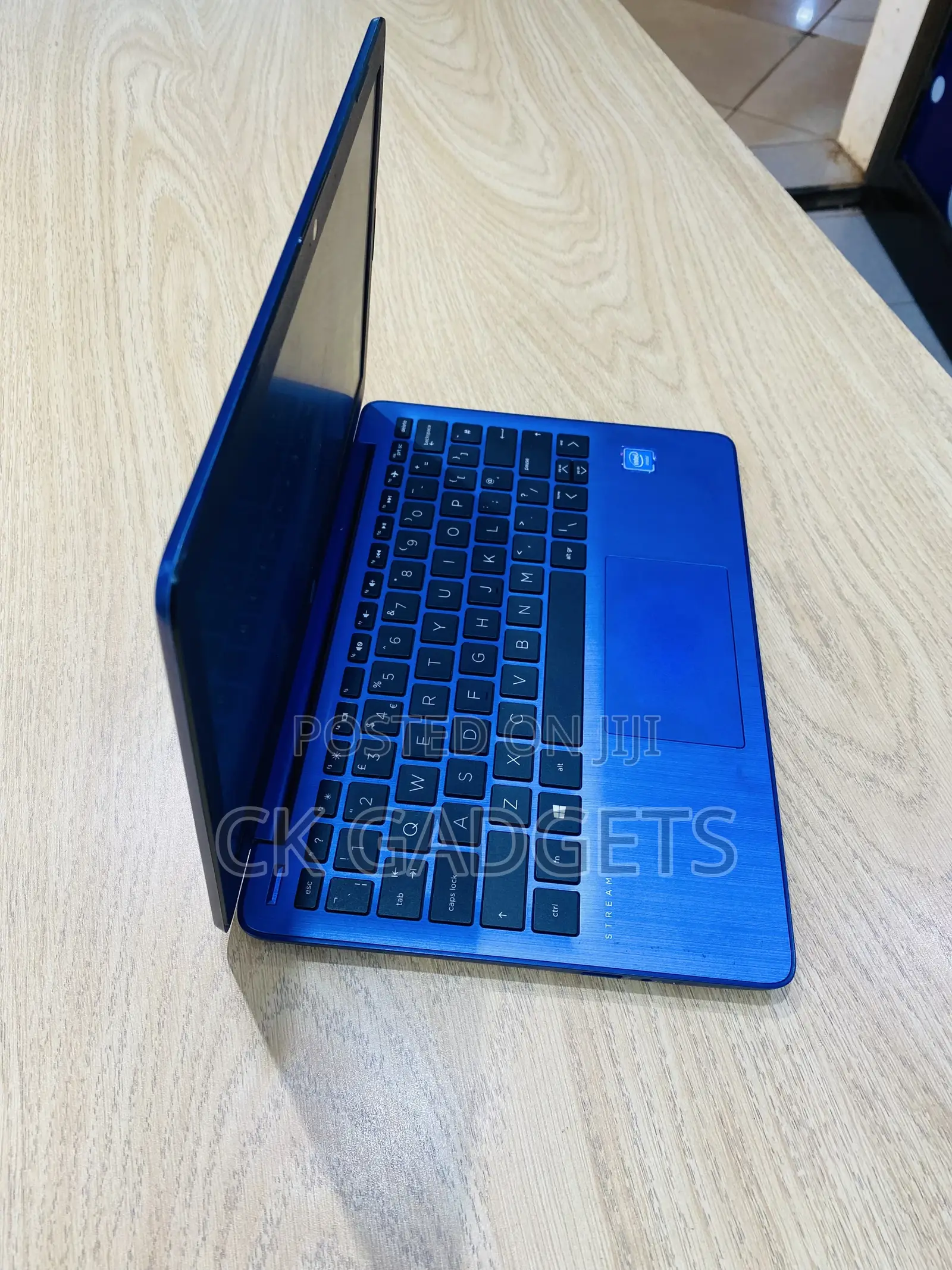 Laptop HP Stream 11 Pro G3 4GB Intel Core 2 Duo HDD 256GB