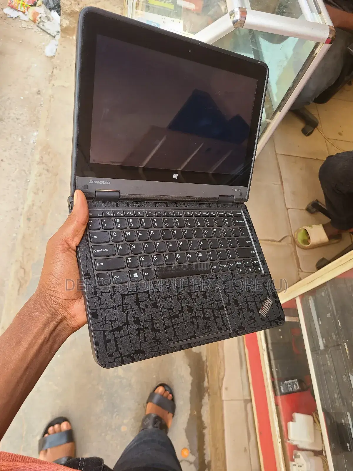 Laptop Lenovo Yoga 11e 4GB Intel Celeron SSD 500GB