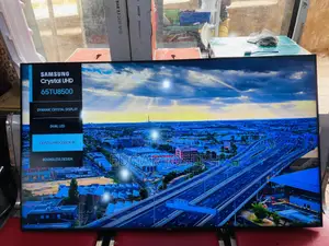 Samsung 65 Inches Tv