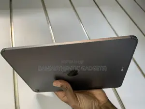 Apple iPad Air 11 (2024) 64 GB Gray