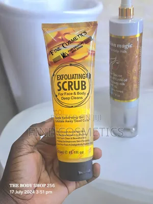 Exfoliating Gel Scrub for Face+Body, Deep Cleansing Collagen
