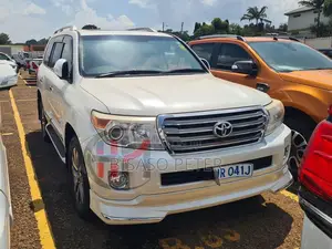 Toyota Land Cruiser 4.6 V8 VX-R 2013 White