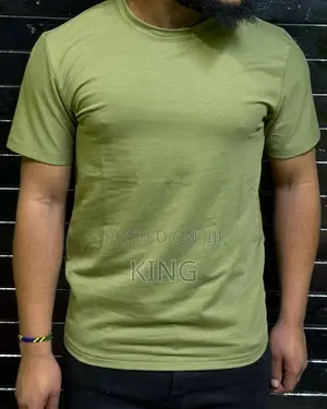 Black Round Neck T-Shirt. Plain. New