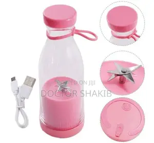 1pc Cute Bottle Shaped Design Portable Wireless Juicer