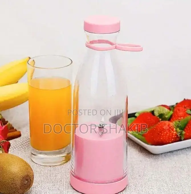 1pc Cute Bottle Shaped Design Portable Wireless Juicer