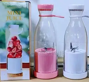 1pc Cute Bottle Shaped Design Portable Wireless Juicer