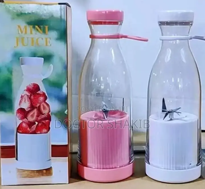 1pc Cute Bottle Shaped Design Portable Wireless Juicer