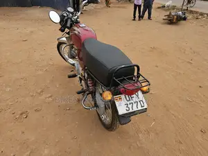 Bajaj Boxer 2024 Red