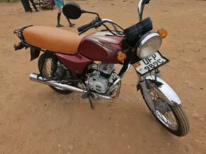 Bajaj Boxer 2023 Red