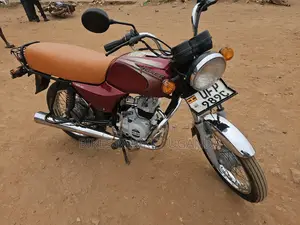 Bajaj Boxer 2023 Red