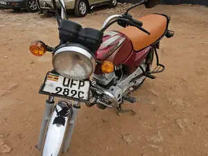 Bajaj Boxer 2023 Red