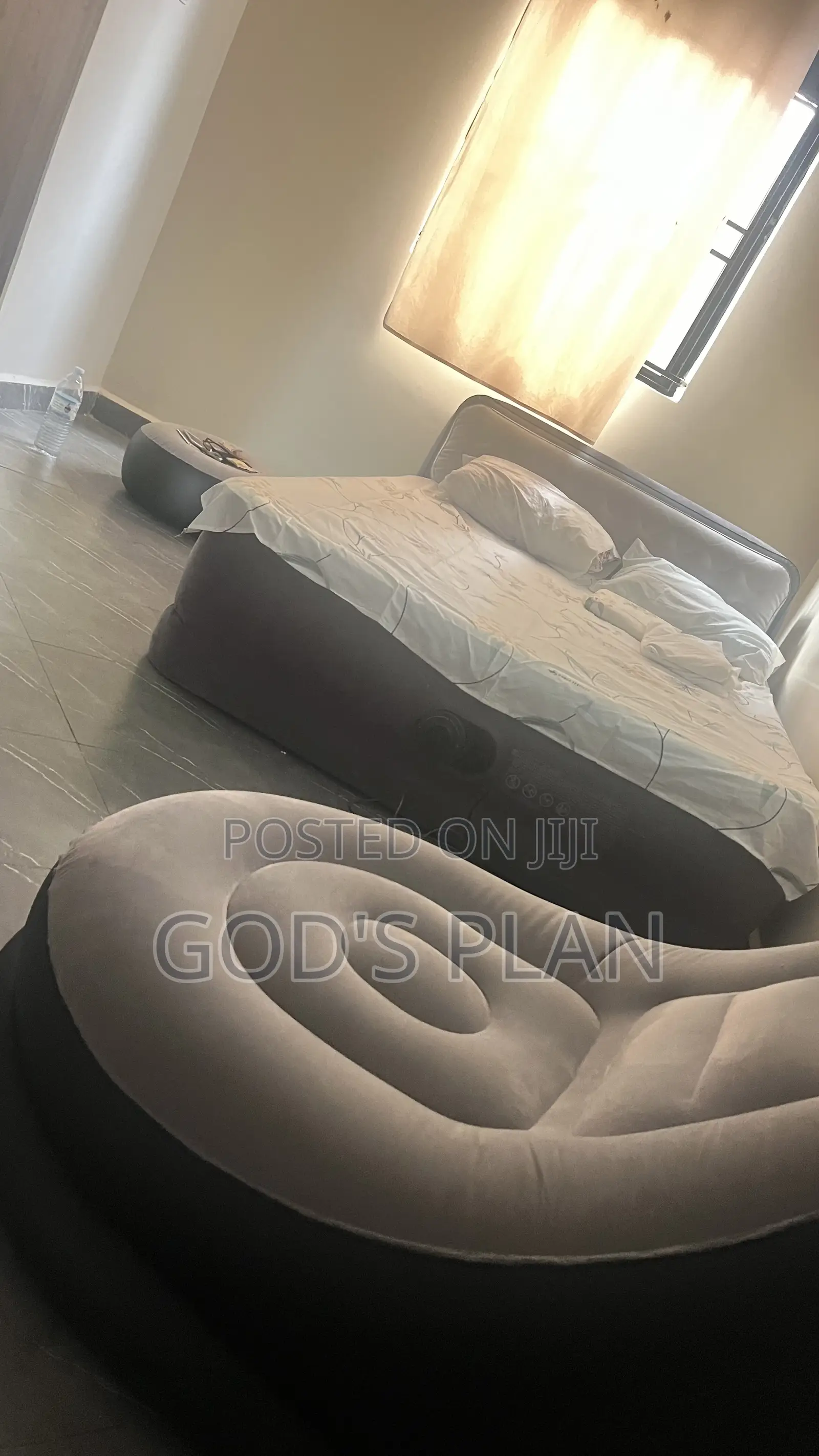 Modern Well Furnished Studio Rooms