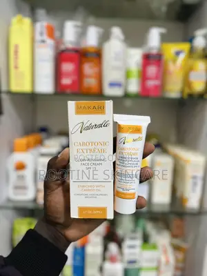 Makari Naturalle Carotonic Glow Renewing Face Cream SPF 15