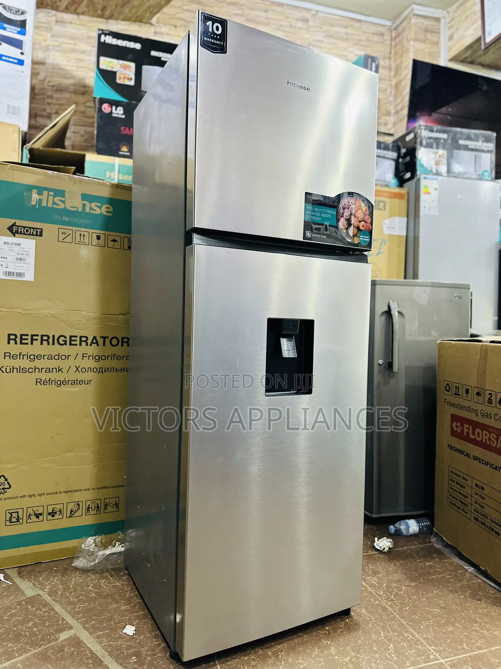 Hisense 419L Double Door Refrigerator With Water Dispenser