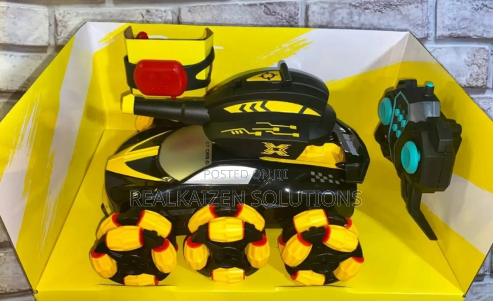 ALKINOOS 6 Wheel Spray Drift Stunt Remote Control Tank Car