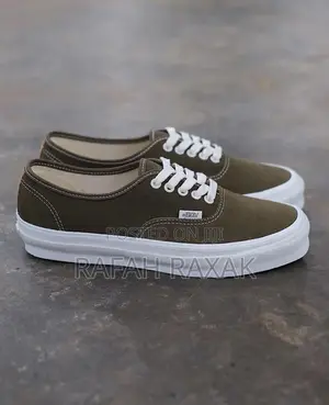Original Vans Off the Wall “Suede Olive” Sneakers