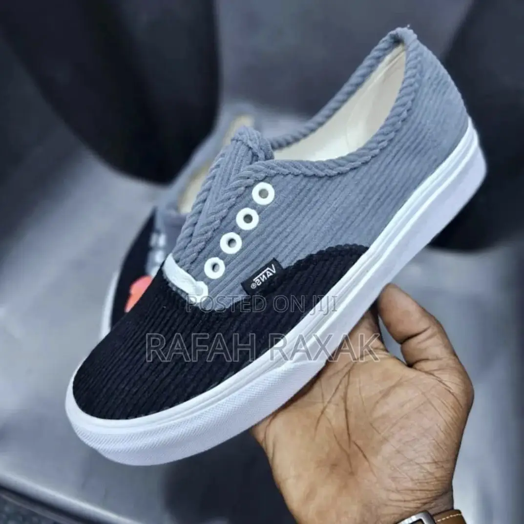 Original Black/Grey Vans Off the Wall Sneaker