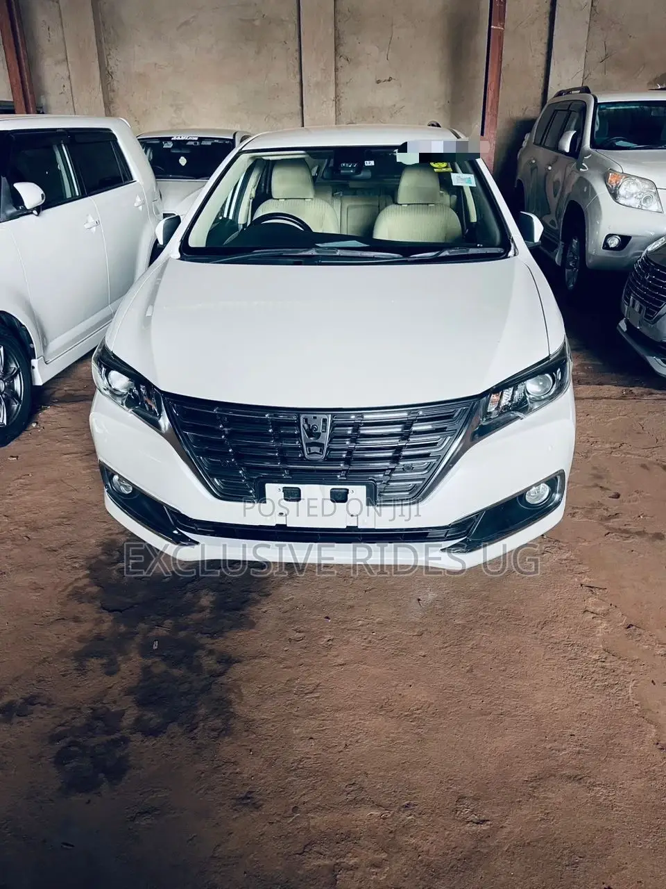 Toyota Premio 1.8 AWD 2017 White