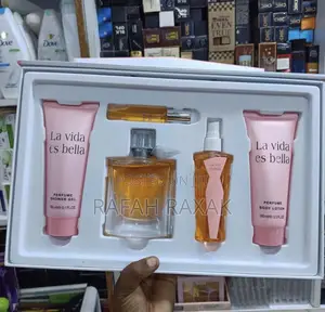 Ladies La Vida Es Belle 5 PCS Gift Set Eau De Parfum