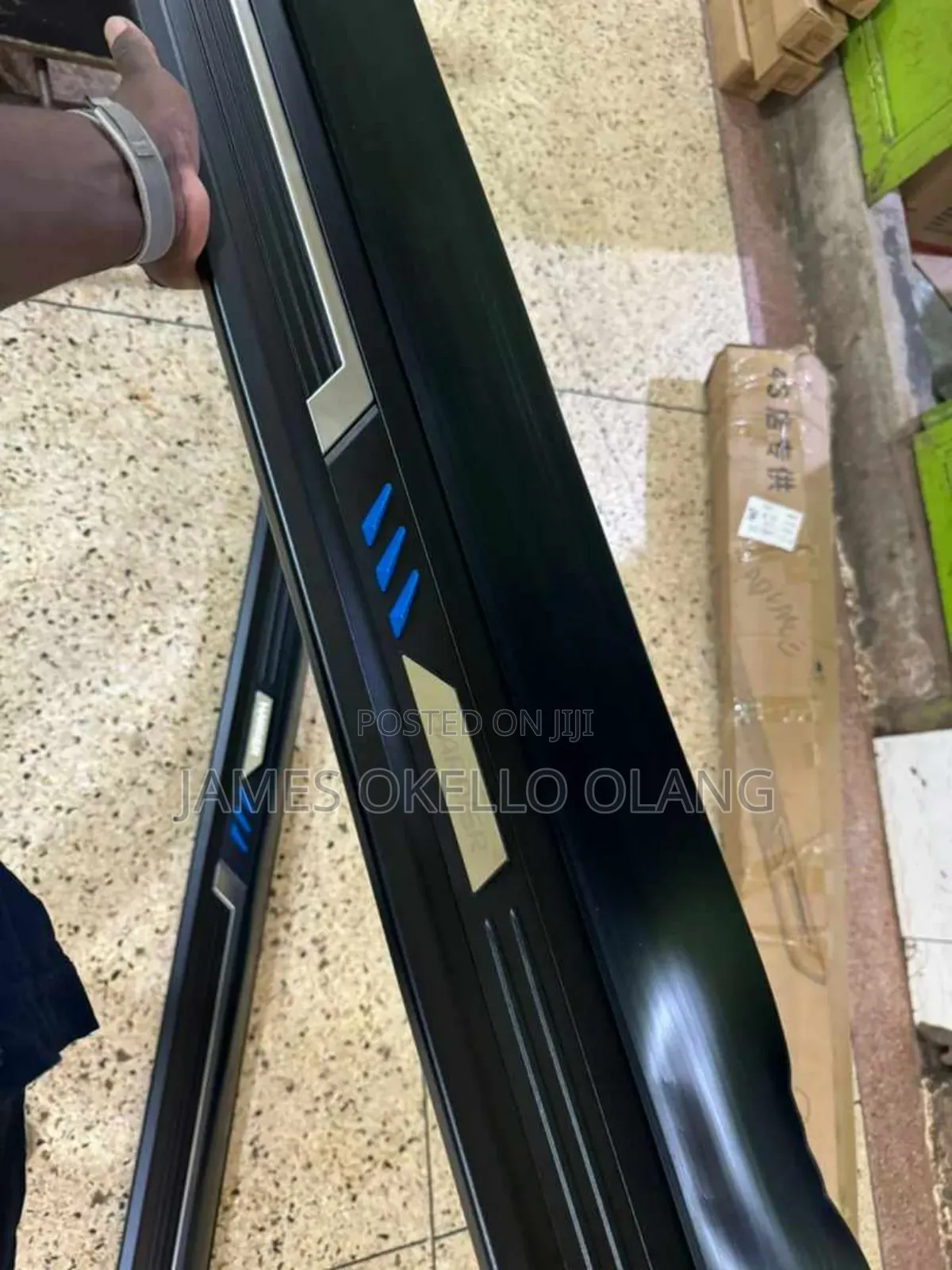 Side Steps for Harrier Hybrid 2015 Modle