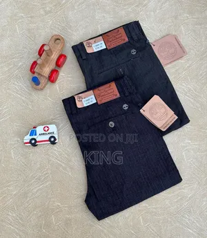Timberland Classic Fit Kaki Trousers