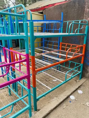 Different Colours Decker Beds