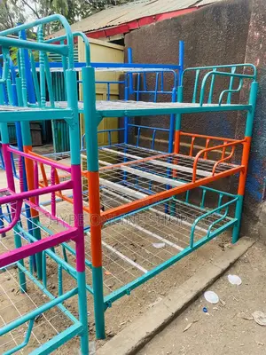 Different Colours Decker Beds